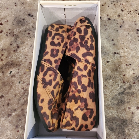 NEW IN BOX YOKI " STYLE COLLEGE " Leopard style FLATS shoes Sz 7 - Picture 12 of 12
